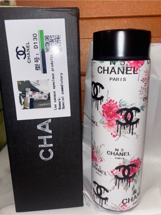 Other - Floral White & Black Designer Phone Case Sleeve